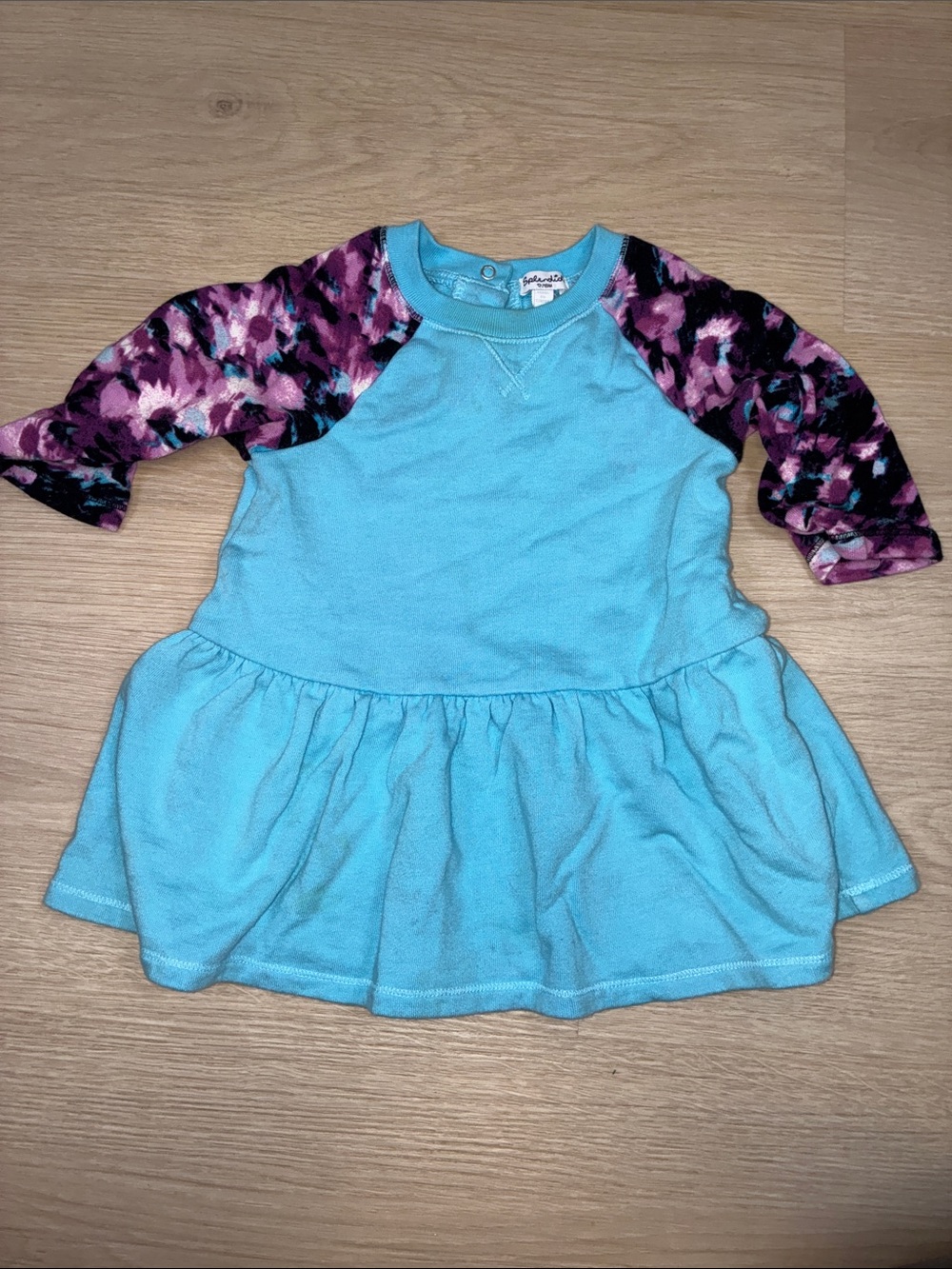 Splendid Light Blue Dress Top with Purple Floral Raglan Sleeves